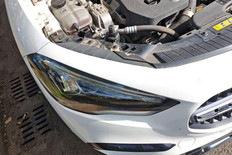 Used Mercedes-Benz GLA 2024 GLA 200 Right Front Headlight