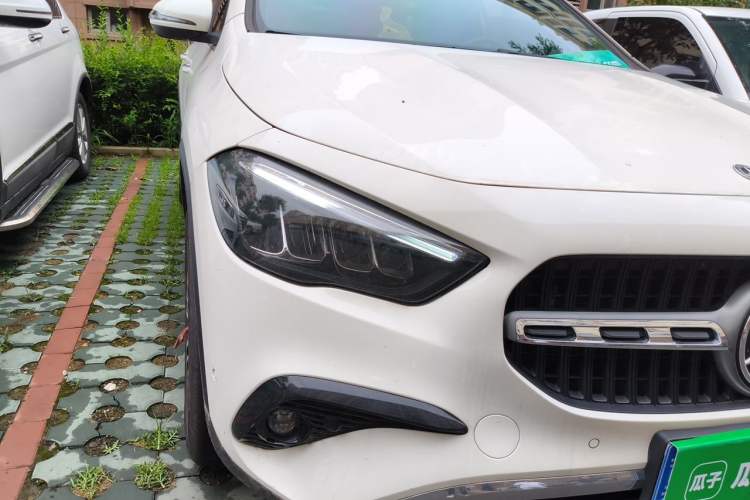 Used Mercedes-Benz GLA 2024 GLA 220 Right Front Headlight