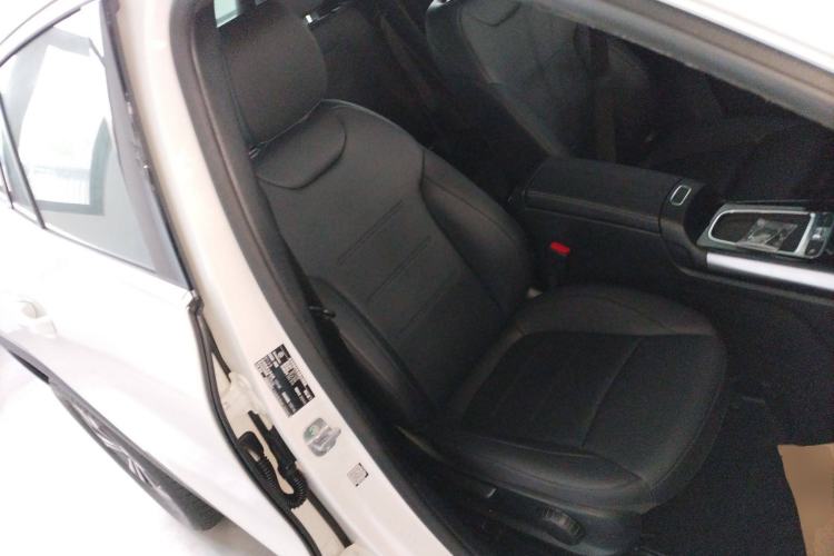 Used Mercedes-Benz GLA 2024 GLA 200 Right Front Seat