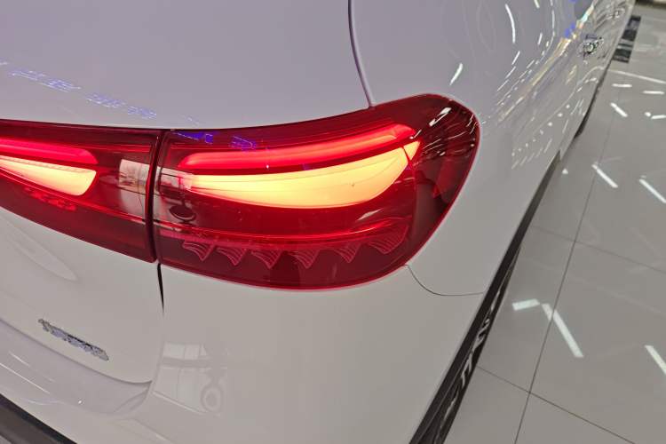 Used Mercedes-Benz GLA 2024 GLA 220 Right Rear Taillight
