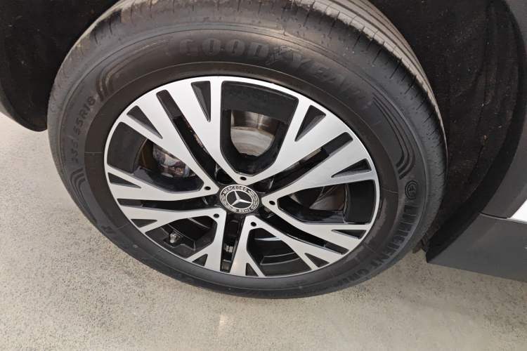 Used Mercedes-Benz GLA 2024 GLA 220 Right Rear Wheel Hub