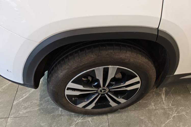 Used Mercedes-Benz GLA 2024 GLA 200 Right Rear Wheel Hub