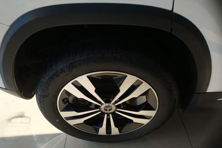 Used Mercedes-Benz GLA 2024 GLA 200 Right Rear Wheel Hub