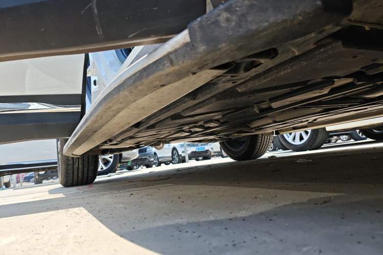 Used Mercedes-Benz GLA 2024 GLA 200 Right Side Sill