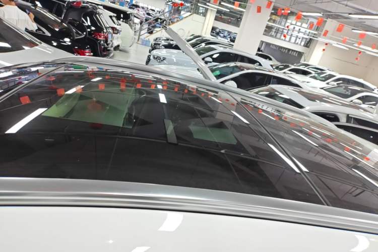 Used Mercedes-Benz GLA 2024 GLA 220 Roof