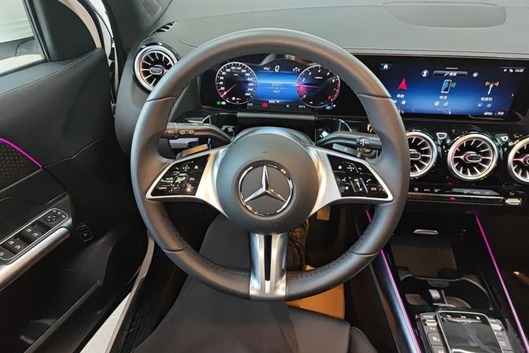 Used Mercedes-Benz GLA 2024 GLA 220 Steering Wheel