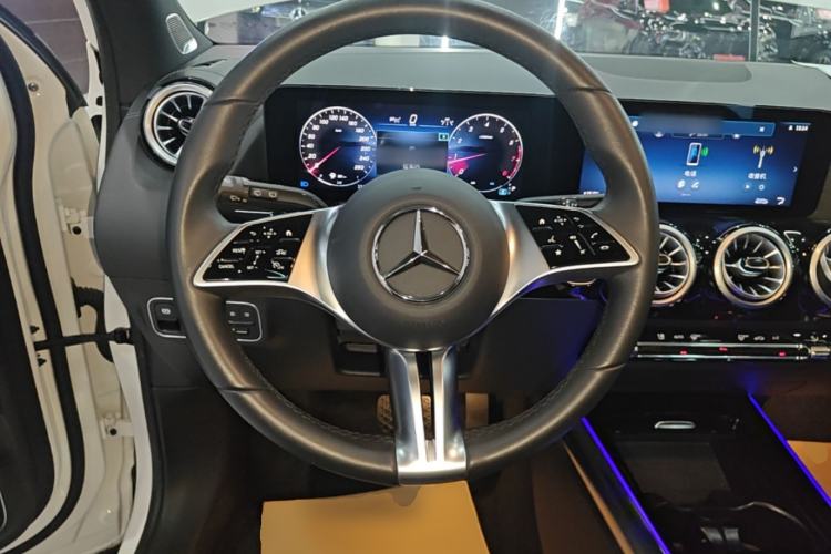 Used Mercedes-Benz GLA 2024 GLA 220 Steering Wheel
