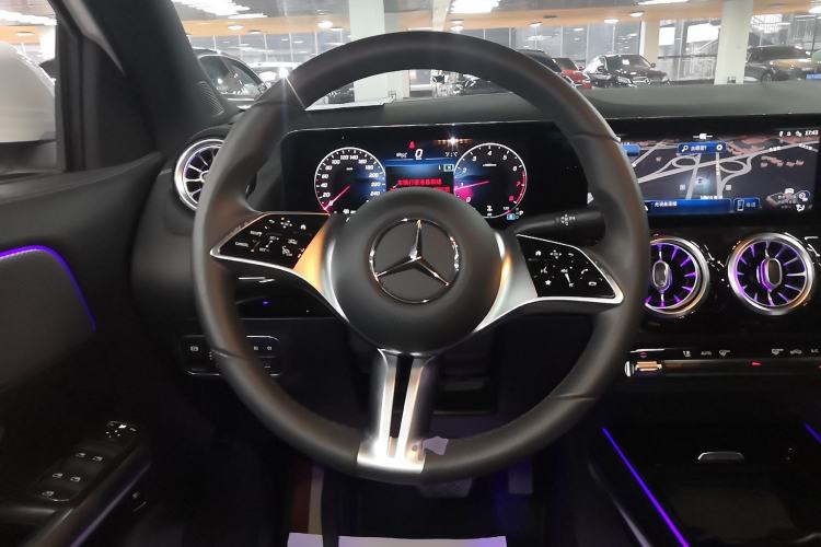 Used Mercedes-Benz GLA 2024 GLA 200 Steering Wheel