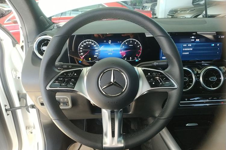 Used Mercedes-Benz GLA 2024 GLA 200 Steering Wheel