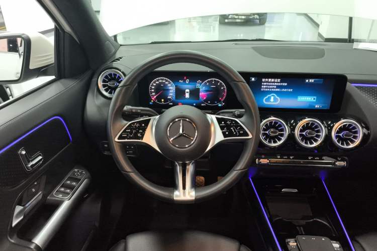Used Mercedes-Benz GLA 2024 GLA 220 Steering Wheel