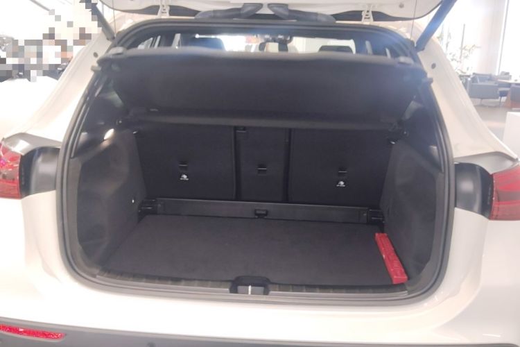 Used Mercedes-Benz GLA 2024 GLA 220 Trunk