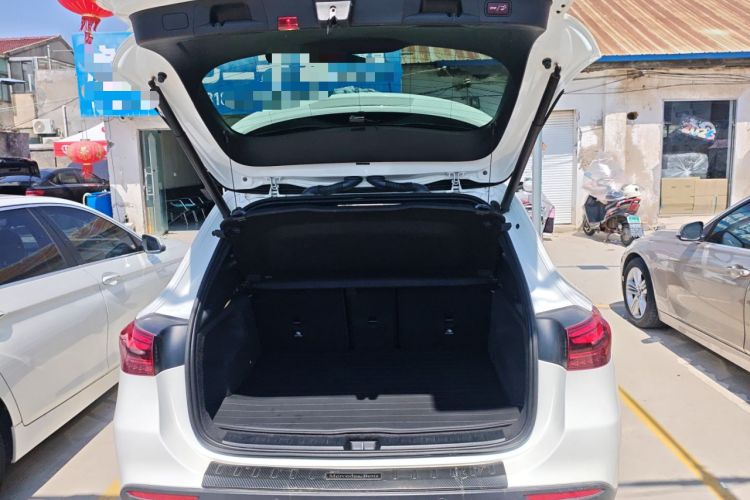 Used Mercedes-Benz GLA 2024 GLA 200 Trunk