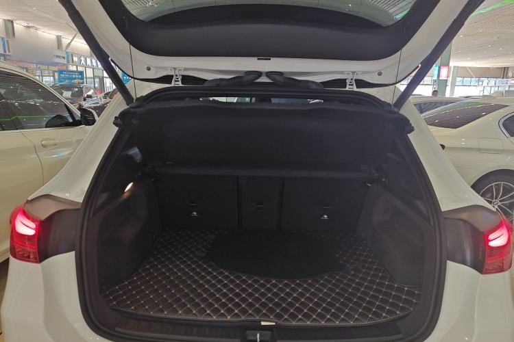 Used Mercedes-Benz GLA 2024 GLA 200 Trunk