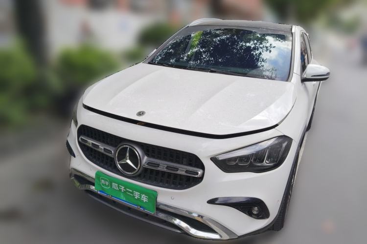 Used Mercedes-Benz GLA 2024 GLA 220 Guazi used car, China used car export, Used car for sale, Used  cars, Cheapest cars for sale