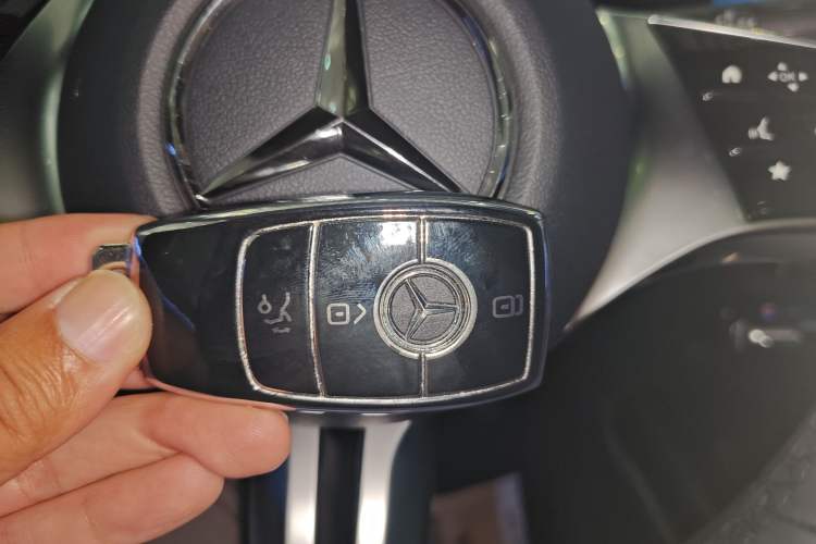 Used Mercedes-Benz GLA 2024 GLA 200 Vehicle Key