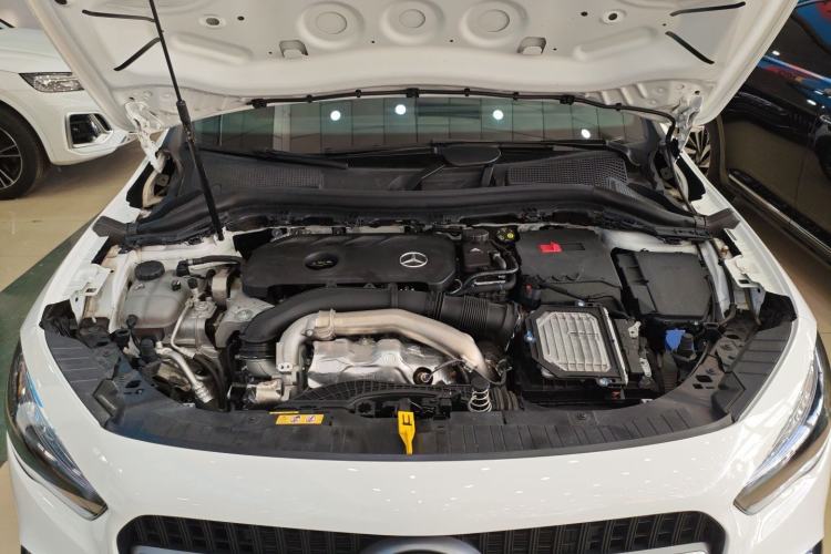 Used Mercedes-Benz GLA 2025 GLA 220 Engine Bay