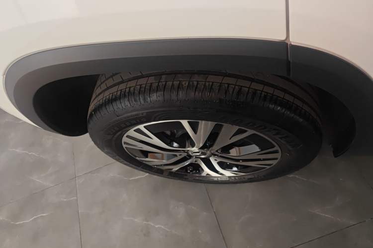 Used Mercedes-Benz GLA 2025 GLA 220 Exterior 2