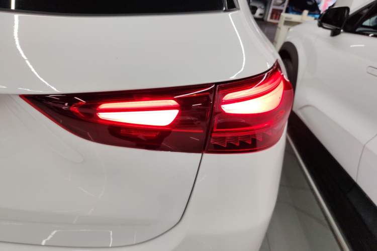 Used Mercedes-Benz GLA 2025 GLA 220 Exterior 5