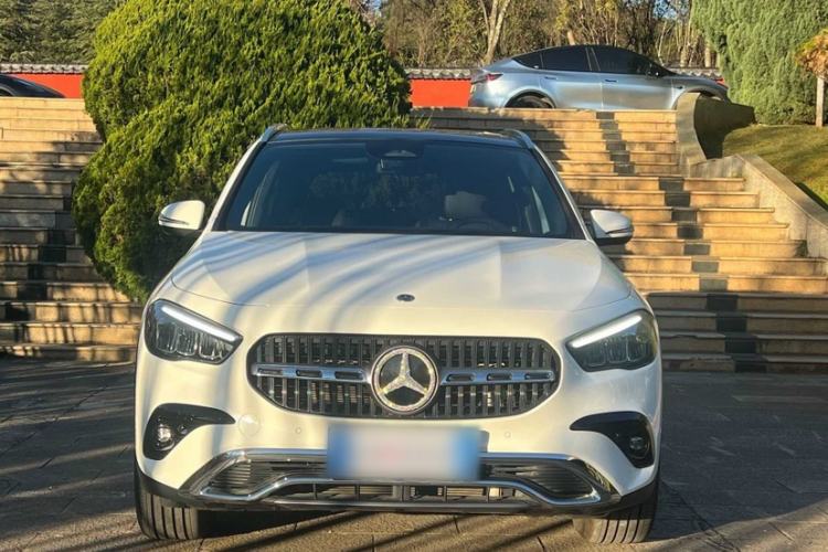 Used Mercedes-Benz GLA 2025 GLA 220 Exterior 6