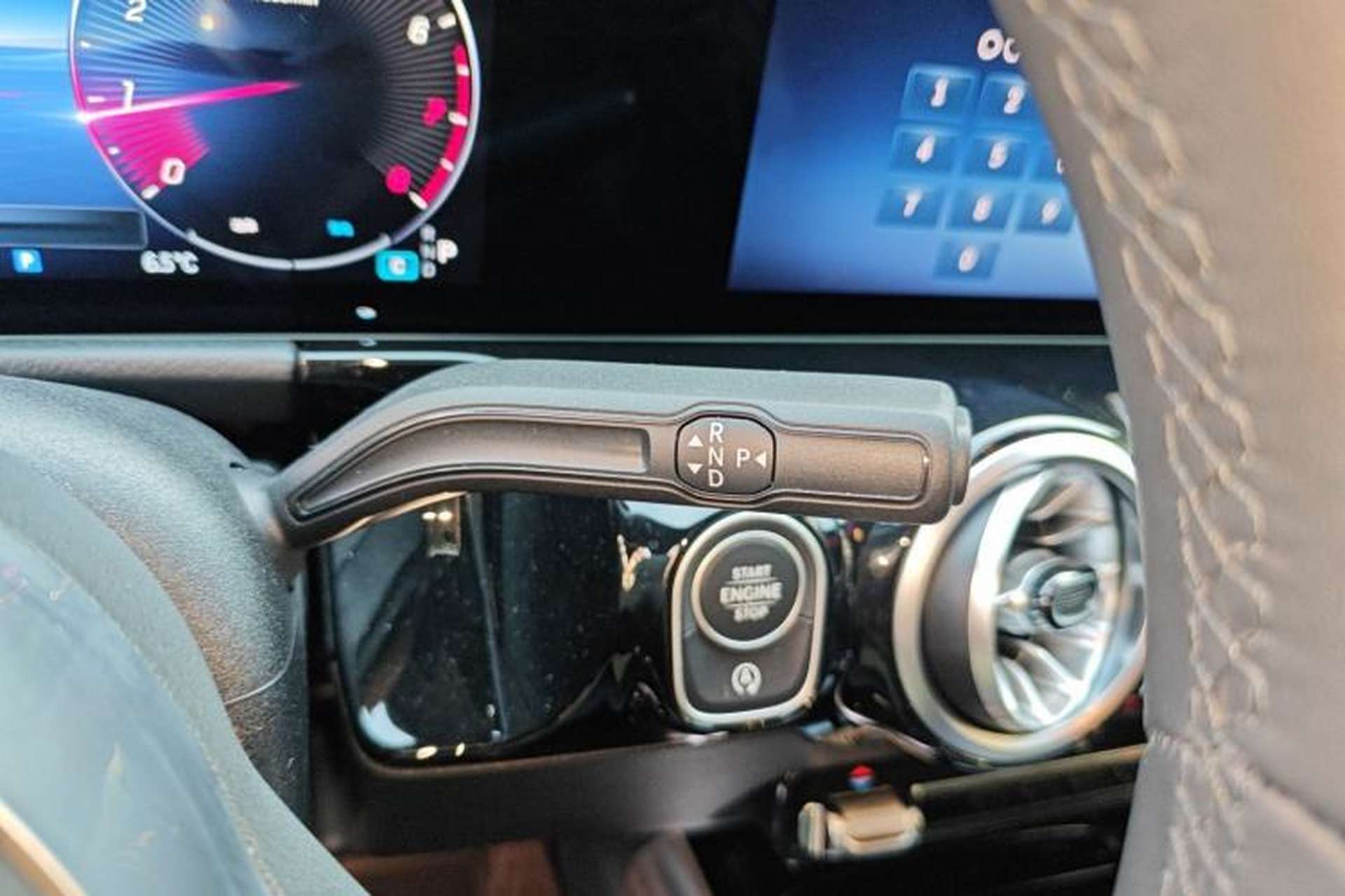 Used Mercedes-Benz GLA 2025-Year Restyled GLA 220 Gear Lever