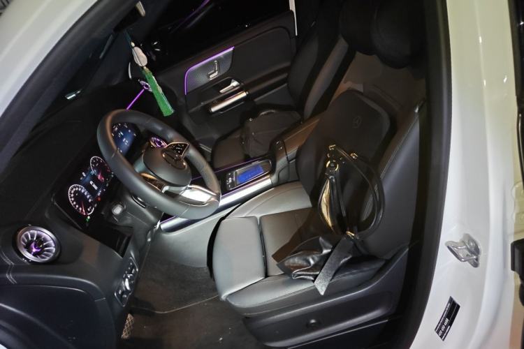 Used Mercedes-Benz GLA 2025 GLA 220 Left Front Seat