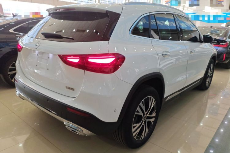 Used Mercedes-Benz GLA 2025 GLA 220 Rear Right 45 Deg