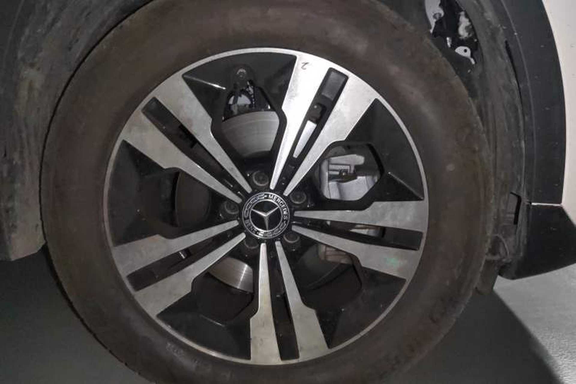 Used Mercedes-Benz GLA 2025 GLA 200 Right Front Wheel Hub