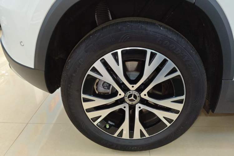 Used Mercedes-Benz GLA 2025 GLA 220 Right Rear Wheel Hub