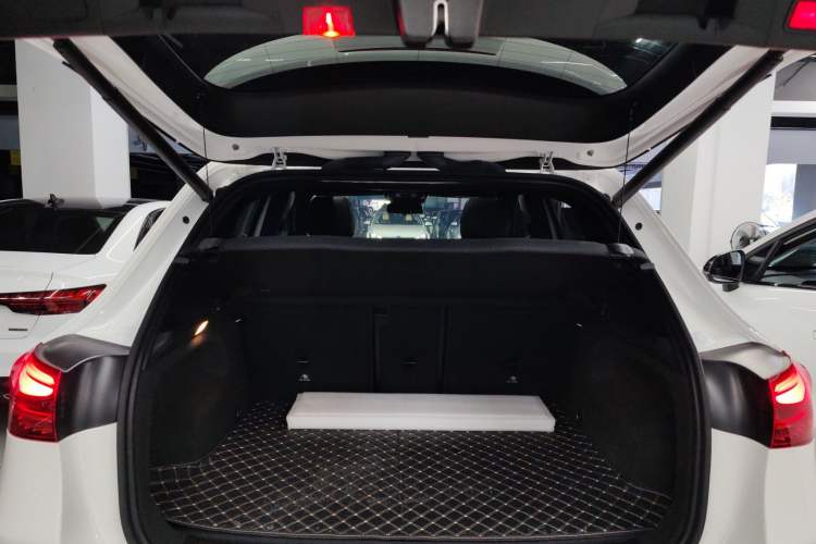 Used Mercedes-Benz GLA 2025 GLA 220 Trunk