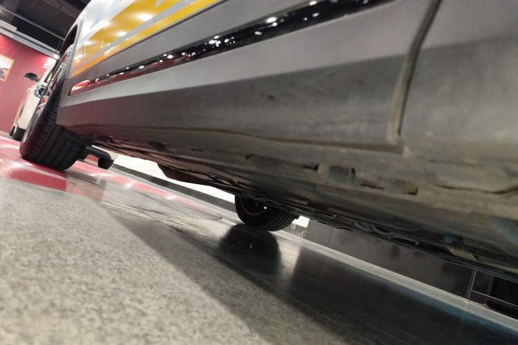 Used Mercedes-Benz GLA AMG 2022 AMG GLA 35 4MATIC Right Side Sill