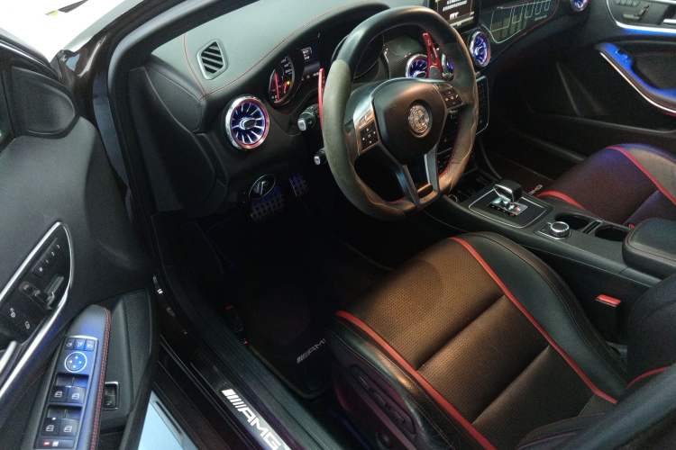 Used Mercedes-Benz GLA AMG 2015 AMG GLA 45 4MATIC Driver Seat