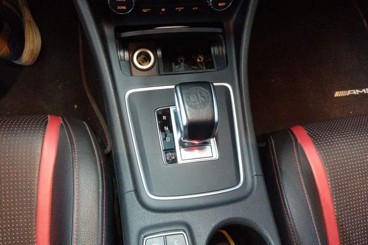 Used Mercedes-Benz GLA AMG 2015 AMG GLA 45 4MATIC Gear Lever