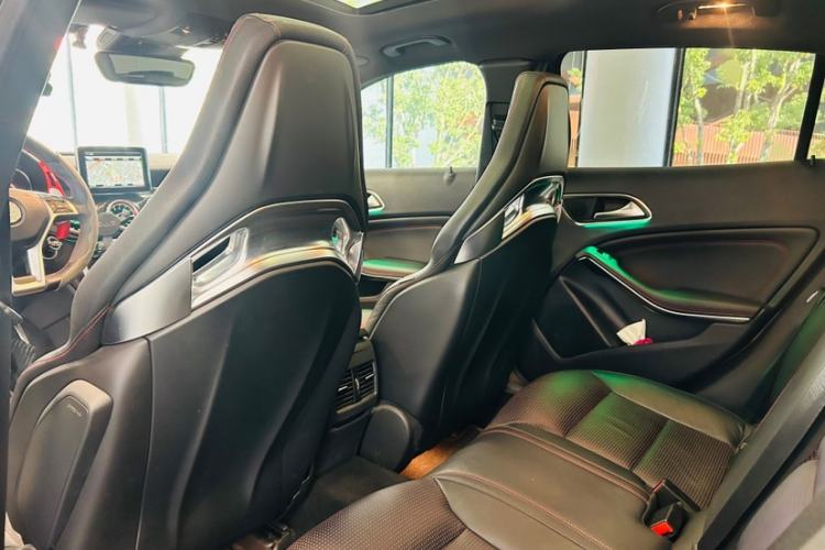 Used Mercedes-Benz GLA AMG 2015 AMG GLA 45 4MATIC Interior 3