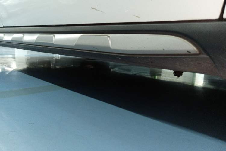 Used Mercedes-Benz GLA AMG 2015 AMG GLA 45 4MATIC Right Side Sill