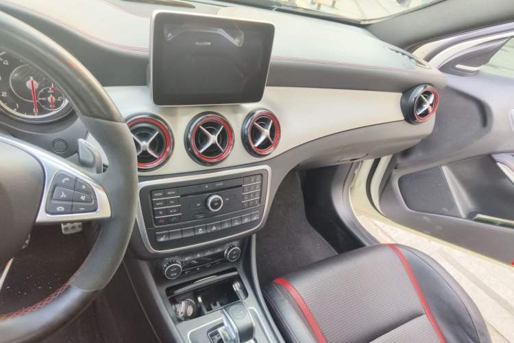 Used Mercedes-Benz GLA AMG 2015 AMG GLA 45 4MATIC Audio And AC Panel