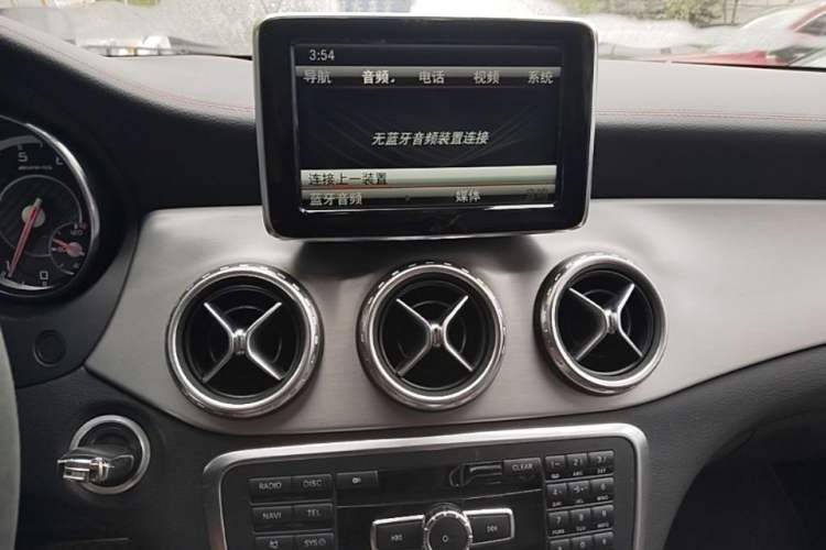 Used Mercedes-Benz GLA AMG 2015 AMG GLA 45 4MATIC Audio And AC Panel