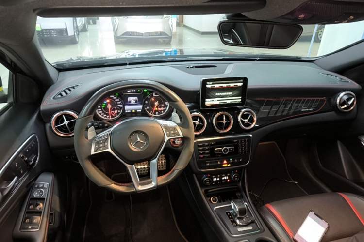 Used Mercedes-Benz GLA AMG 2015 AMG GLA 45 4MATIC Center Console
