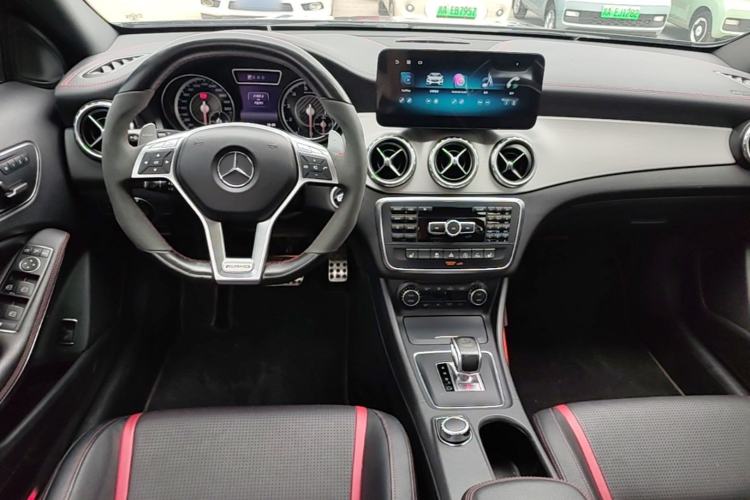 Used Mercedes-Benz GLA AMG 2015 AMG GLA 45 4MATIC Center Console