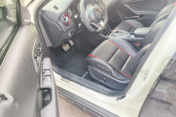 Used Mercedes-Benz GLA AMG 2015 AMG GLA 45 4MATIC Driver Seat