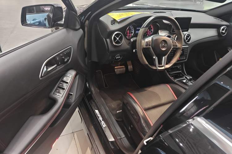 Used Mercedes-Benz GLA AMG 2015 AMG GLA 45 4MATIC Driver Seat