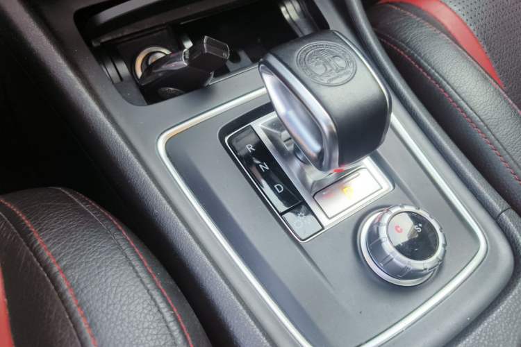 Used Mercedes-Benz GLA AMG 2015 AMG GLA 45 4MATIC Gear Lever