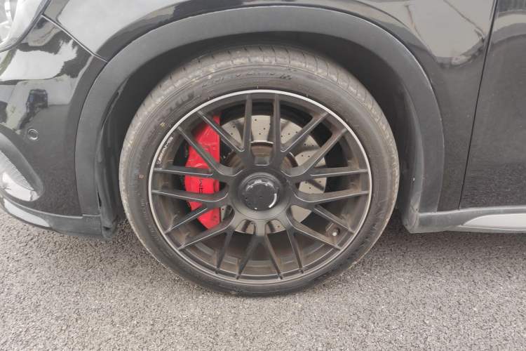 Used Mercedes-Benz GLA AMG 2015 AMG GLA 45 4MATIC Left Front Wheel Hub