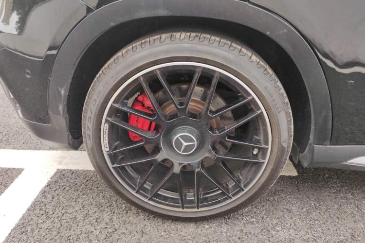 Used Mercedes-Benz GLA AMG 2015 AMG GLA 45 4MATIC Right Rear Wheel Hub