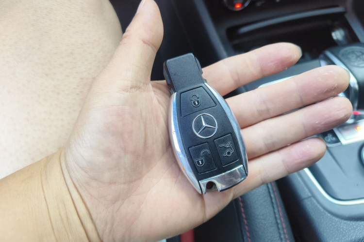 Used Mercedes-Benz GLA AMG 2015 AMG GLA 45 4MATIC Vehicle Key