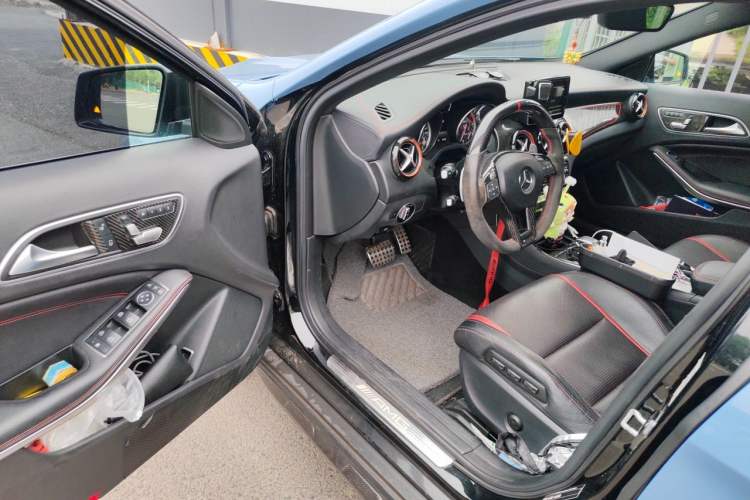 Used Mercedes-Benz GLA AMG 2015 AMG GLA 45 4MATIC Driver Seat