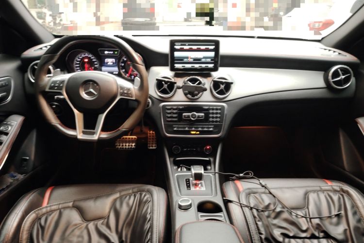 Used Mercedes-Benz GLA AMG 2015 AMG GLA 45 4MATIC Center Console