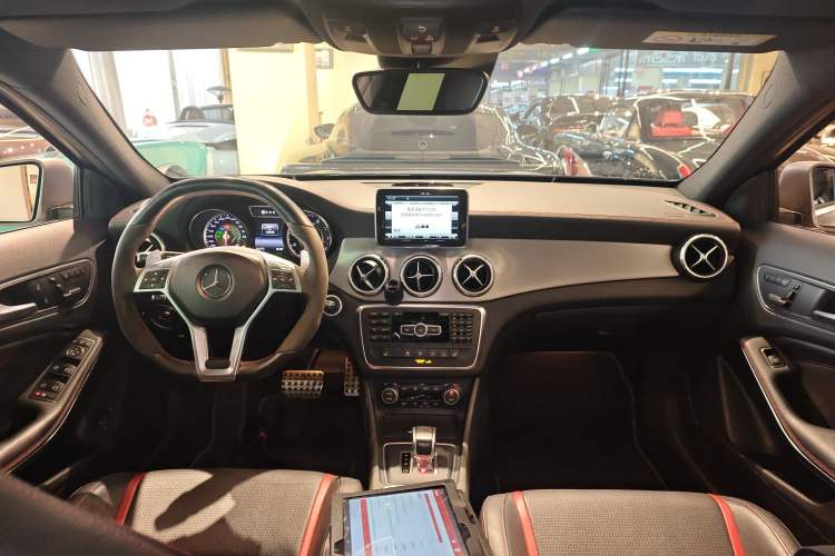 Used Mercedes-Benz GLA AMG 2015 AMG GLA 45 4MATIC Center Console
