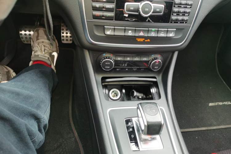 Used Mercedes-Benz GLA AMG 2015 AMG GLA 45 4MATIC Gear Lever