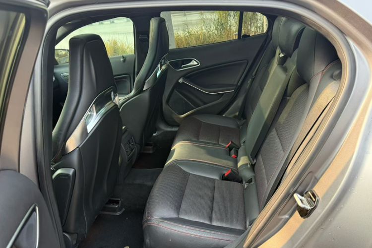 Used Mercedes-Benz GLA AMG 2015 AMG GLA 45 4MATIC Interior 12