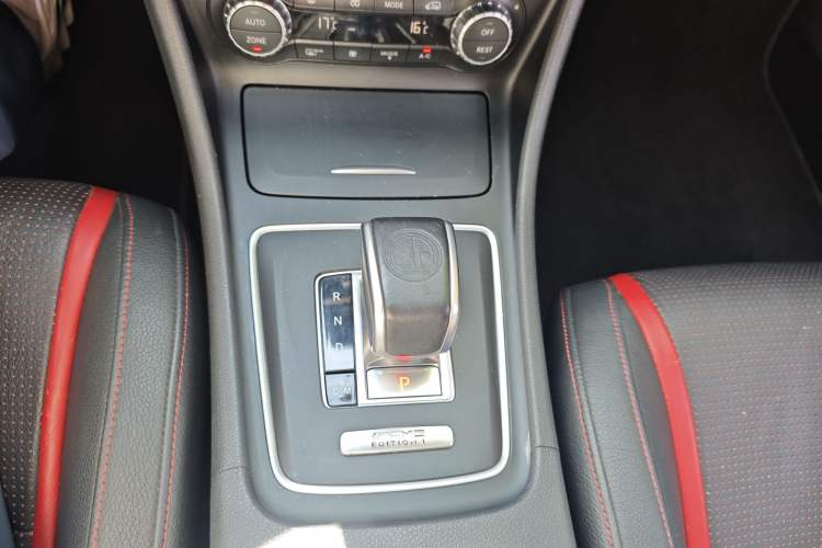 Used Mercedes-Benz GLA AMG 2015 AMG GLA 45 4MATIC Interior 3